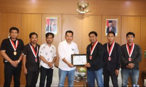 0411 Ketua DPRD Kaltim Dikunjungi GMNI Kaltim