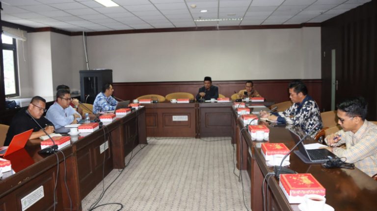 0711 - Komisi II DPRD Kaltim Dorong Kerjasama Perusda MBS dan PT Pelindo