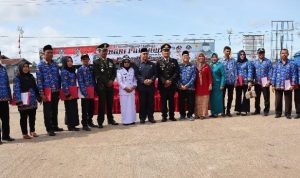 1011 - Peringati Hari Pahlawan 2022, Pemkab Kukar Serahkan SK P3K Ke Para Guru dan Pegawai Pemerintah Kukar