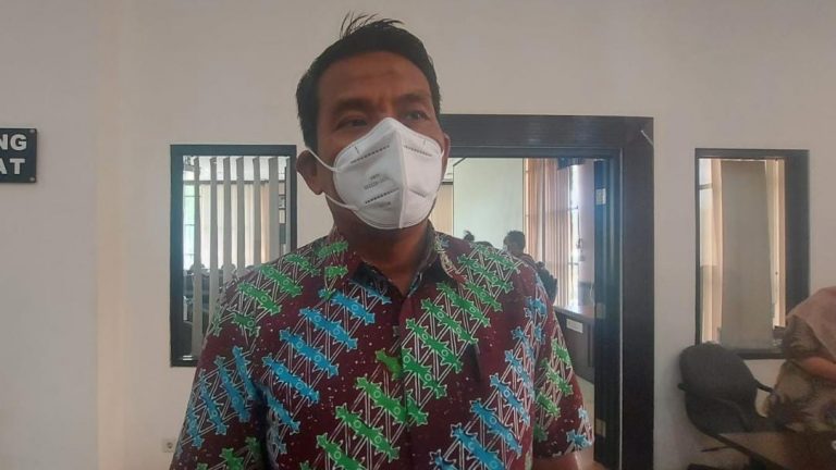 1011 - Rusman Ya’qub Dorong Pemprov Salurkan Program Tepat Sasaran untuk Atasi Persoalan Masyarakat Miskin