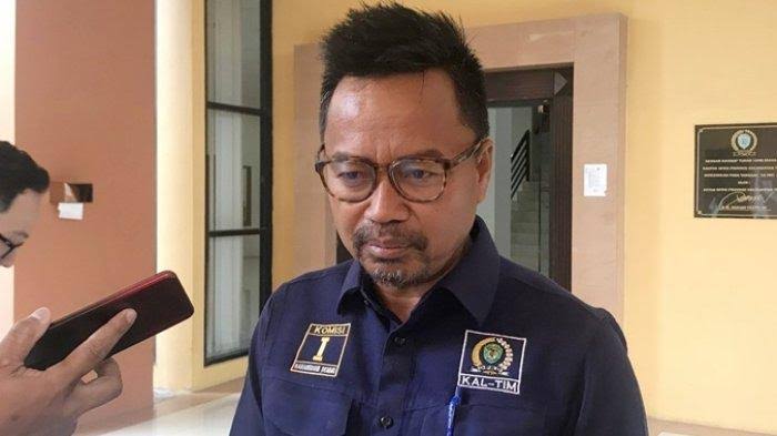 Ketua Komisi I DPRD Kaltim, Baharuddin Demmu (2)