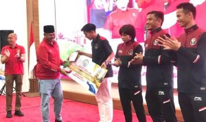 Penyerahan Bonus Atlet