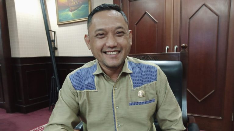 Wakil Ketua DPRD Kaltim Seno Aji