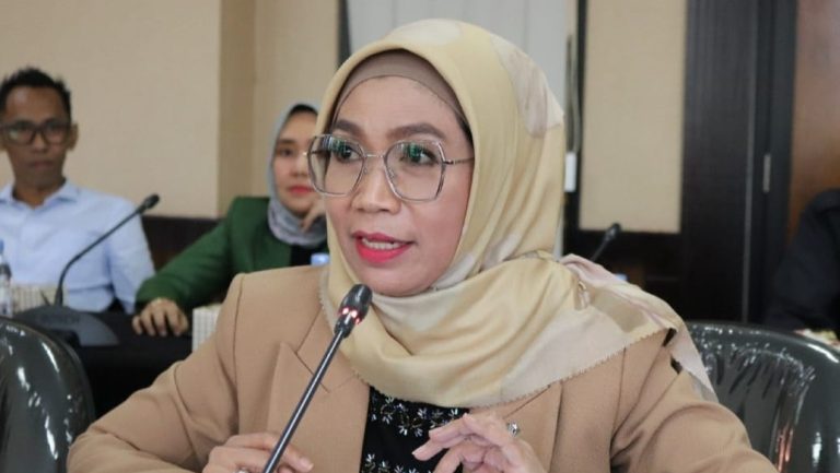 Puji Setyowati, Wakil Ketua Komisi IV DPRD Kaltim