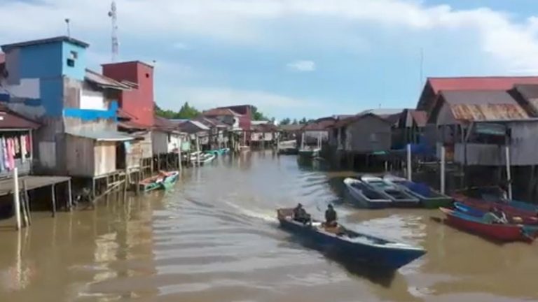 Desa Muara Pantuan.