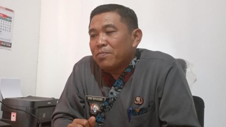 Lurah Loa Ipuh, Erri Suparjan.