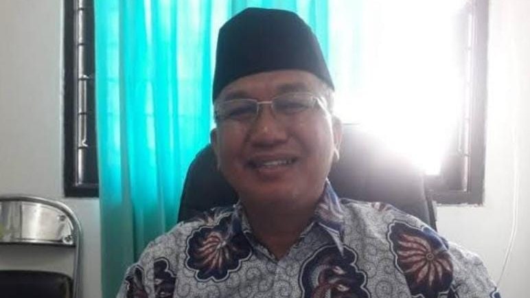 Camat Marangkayu, Ambo Dale.
