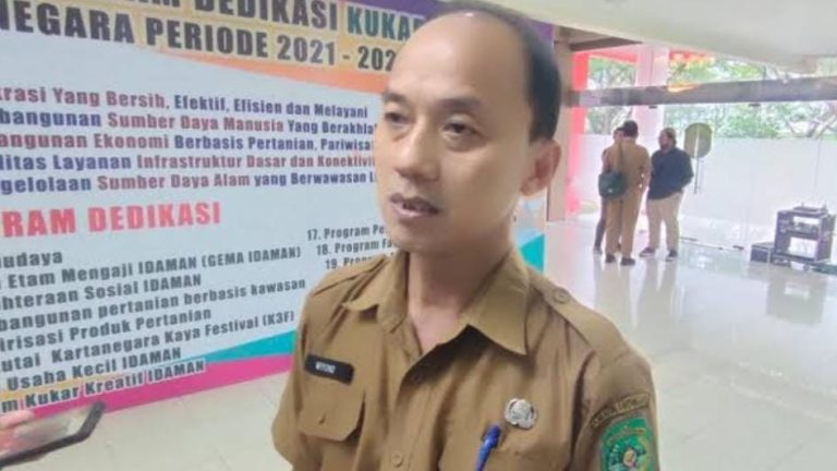 Kadis PU Kukar, Wiyono. (2)